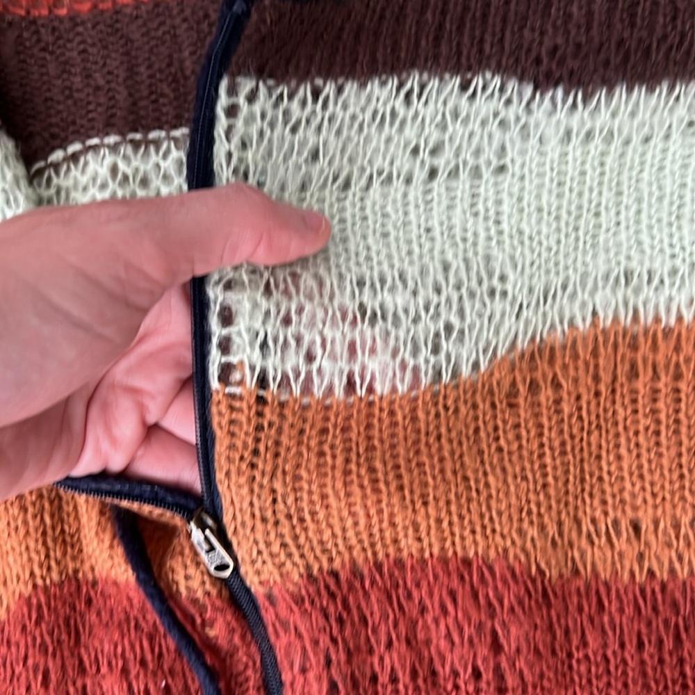 Quiksilver Sweater Hoodie - Picture 4 of 7